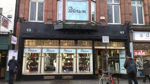 Frontage Of Peterson S New 48 49 Nassau St Shop Dublin Peterson Pipes Store Fronts Pipes