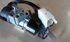 Cara pasang wayar 3 core pada kepala plug. Belajar Memperbaiki Motor Kunci Rosak Cakap Pomen Motor