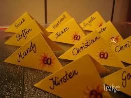 Tischkarten Einfache Form Aber Effektvoll Tischkarten Basteln Geburtstag Tischkarten Basteln Tischkarten Geburtstag Selber Machen