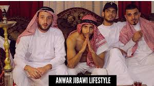 He is an actor (starred in the short film petting scorpions) and comedian most notable for his comedy videos on video service youtube and previously on the vine app. Anwar Jibawi Net Worth Height Age Wife Vines Girlfriend Biography Lifestyle