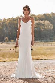 Hiver Un Jour De Mariage Usa Hiver Mariage With Images Choose Wedding Dress Wedding Dresses Slip Wedding Dress