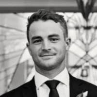 100+ perfiles de «Docherty»