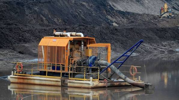 Open pit dewatering support