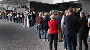 By wednesday, 203,557 people had received their coronavirus vaccine nationally, including 42,989 people in victoria. Covid Vaccine Victoria Over 50s Queue For Jab As Melbourne Hubs Open Herald Sun
