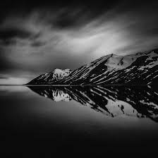 Breathtaking Monochromatic Photos Of Iceland Black And White Landscape Black And White Photographs Photos Of Iceland