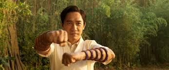 Nel cast anche tony leung nel ruolo di wenwu, awkwafina nel ruolo. Shang Chi E La Leggenda Dei Dieci Anelli La Recensione Del Film Marvel