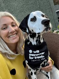 internationaldogday #willmaneuverfortreats