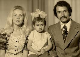 · kristian vogelbergkindergeflüster, vol.1℗ 2007 indigoteamreleased on. Anruf Von Mutti Wann Kommst Du Mal Wieder Nach Hause Studentsstudents Rostock