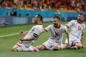 Para este grupo c, había que sortear a una selección del bombo 3, que ha resultado ser austria y completó el grupo macedonia del norte, que se ha clasificado para el torneo por primera vez en su historia. Euro 2020 Ukraine Vs North Macedonia Stats Preview History Beckons Pandev Mykhel