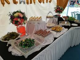 Bufet ruang tamu besar jati mentahan meja untuk tivi ukir. 40 Trend Terbaru Catering Hiasan Meja Buffet Life Of Wildman