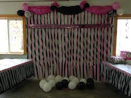 Hey there, welcome to this channel in this channel wow decoration, you can find traditional style home decoration ideas. Party Wall Made With Streamers Balloons Plastic Table Cloths Diy Party Decorations Plastic Tablecloth Ideas Plastic Tablecloth