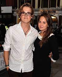 Fill 2 copy 11 created with sketch. Mcfly S Tom Fletcher And His Wife Giovanna S Life In Cute Home Made Videos