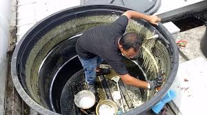 Sebaiknya membeli toren air yang memiliki kapasitas yang dapat memenuhi kebutuhan penghuni rumah atau seluruh anggota keluarga. Berapa Harga Tangki Air Extra Atas Bumbung Tolong