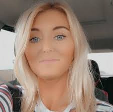 Heather Caauwe's Instagram, Twitter & Facebook