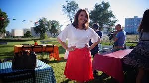 Tânia ribas de oliveira was born on june 18, 1976 in lisbon, portugal. Tania Ribas De Oliveira Fara Especiais De Santos Populares Na Rtp Extra Rtp