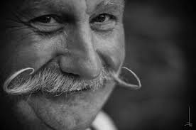 Nous présentons à Marie-Christine, Nadège, Florence , Barbara et à toute la  famille nos sincères condoléances