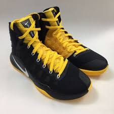 Black And Yellow Basketball Shoes Pin On New Clothing