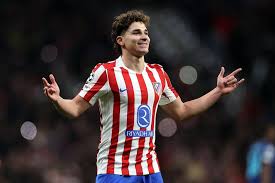Julian Alvarez's goal sends Atletico Madrid into the break with a lead over Inter