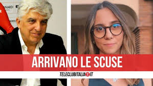 Perché alla vigilia della partita del cuore il direttore generale della nazionale italiana cantanti gianluca pecchini ha cacciato l'attrice dei the jackal, convocata tra i campioni per la ricerca, dalla cena della squadra in quanto donnapic.twitter.com/yfrtrm852m. Vg3mljert8nrkm
