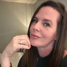 Kathryn Crouse's Instagram, Twitter & Facebook