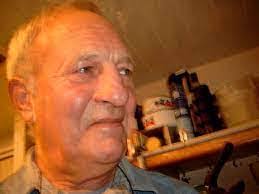 Daniel Vespa's Instagram, Twitter & Facebook