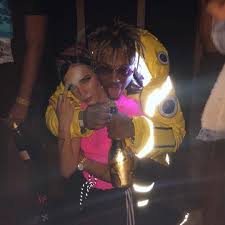 Listen to music from juice wrld like lucid dreams, all girls are the same & more. Halsey On Instagram The Brightest New Writer Of My Gen Just Juice Juice Rapper Halsey