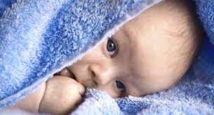 Skin care experts found that topical application with chamomile decreased inflammation in those with eczema. Eczema In Babies Babycenter Baby Eczema Baby Center Popular Baby Names