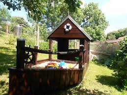 Piratenschiff Mit Sandkasten Kinder Spielhaus Projekte Familiengarten