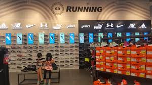 Sports direct is scrambling to avoid government intervention and possible suspension from the london stock exchange by reversing a commitment to appoint a big four auditor. Sportsdirect Malaysia