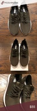 Steve Madden Lightweight Sneakers Olive W Box Steve Madden Shoes Sneakers Steve Madden Sneakers Sneakers