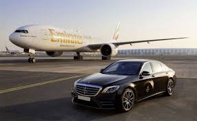 The nearly 14 hour flight from dxb to jfk gives you the opportunity to shower on an airplane, take part in the onboard bar and. Mercedes Benz Und Emirates Airline First Class Fliegen