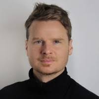 Daniel Reichard's Instagram, Twitter & Facebook