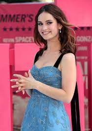 Lily james poses with fans ahead of the baby driver australian premiere at event cinemas george street on july 12, 2017 in sydney, australia. Lily James Online On Twitter Lily James News Baby Driver London Premiere Https T Co Tcgk4wpcmw Lilyjames Babydrivermovie