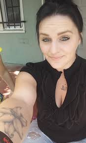 Kimberly Roczey's Instagram, Twitter & Facebook