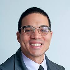 Damien Leach's Instagram, Twitter & Facebook