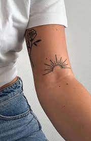 Pin By Nahi On Tats Rising Sun Tattoos Sun Tattoos Body Art Tattoos