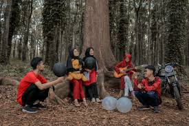 Check out the best team names for your group or event. Jasa Foto Buku Tahunan Sekolah Bts Banyuwangi Osing Studio