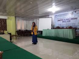Dengan keanekaragaman budaya dari setiap daerah, tidak heran jika negara ini juga mempunyai beragam adat istiadat yang masih dilestarikan hingga saat ini. Layanan Balai Pelestarian Nilai Budaya Sumatera Barat