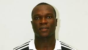 Autore del libro umanità in rivolta. Vincent Aboubakar Kimdir Kac Yasindadir Aboubakar In Hayati Ve Kariyeri