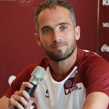 Belluschi llegó a Lanús: "Me motivó venir a un lugar donde se juega bien al  fútbol"