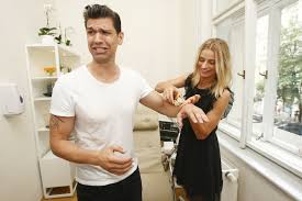 Neuvěříte, čím se dnes živí berušáci z kdysi slavné české chlapecké kapely. Galerie Divoky Silvestr Petra Vojnara Nahla Operace A Dalsi Vysetreni Foto 1 Blesk Cz