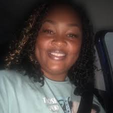 What caregiving or cashier jobs are available near Jennings, LA?