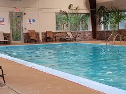 Property location when you stay at red roof inn plus+ south deerfield in south deerfield, you'll be close to magic wings butterfly conservatory. Fantastic Pool Aufnahme Von Red Roof Plus South Deerfield Amherst Tripadvisor