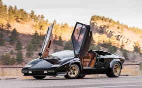 Deze Vintage Lamborghini Is Stijlvoller Dan Alle Nieuwe Modellen Bij Elkaar Klassieke Auto S Lamborghini Luxe Auto S