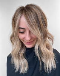 from ROOTED blonde to BRIGHT blonde 🔥💣🐚 swipe to see her before (rooted)  OBSESSED OBSESSED!!! colored using @wellahairusa i have 3 dates left for  august, link in my profile to book ☺️