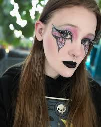 Another butterfly look! 😊 #makeupartist #makeupideas #makeup  #makeupoftheday #makeupofinstagram #alternativemakeupartist  #alternativemakeup #eyeliner #alternativegirl #explorepage #expolorepage✨  #explore #pdxmakeup #pdxmakeupartist