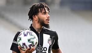 Beşiktaş'ın yeni transferi valentin rosier'i taşıyan uçak i̇stanbul'a indi. Sporting Den Besiktas A Rosier Cevabi Orta Cizgi Besiktas Haberleri Besiktas Transfer Haberleri