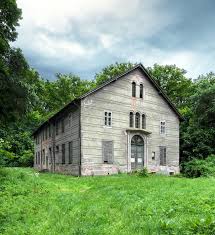 Manor For Sale In Brandenburg Altes Gutshaus Brandenburg Kaufen In 2020 Herrenhaus Haus Brandenburg