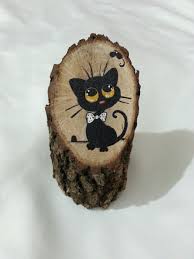 Kara Kedi Agac Uzerine Akrilik El Boyamasi Kedicik Kara Kedi Kedi Boyali Kayalar