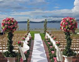 Outdoor Wedding Ceremony Really Beautiful Seating Arrangement And Colors Outdoor Wedding Ceremony Outdoor Wedding Inspiration Wedding Flowers